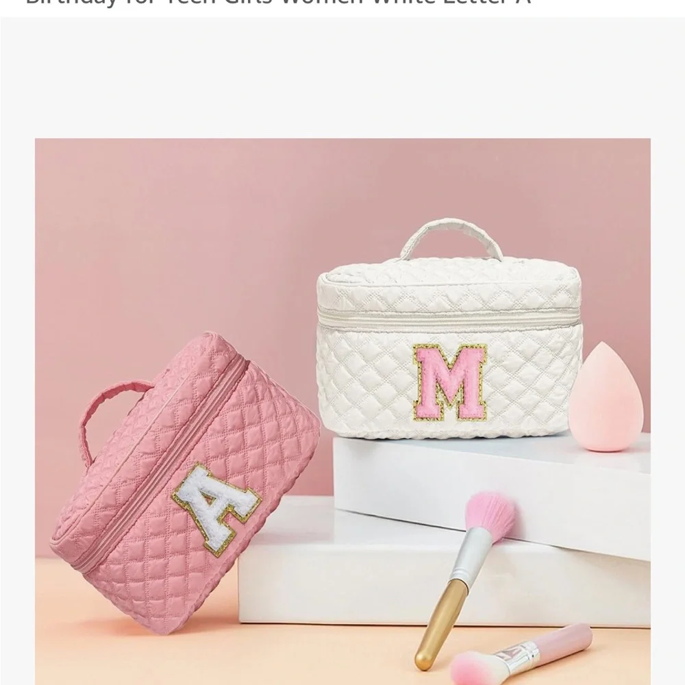 Quilted White Cosmetic Bag‎ with Pink Initial